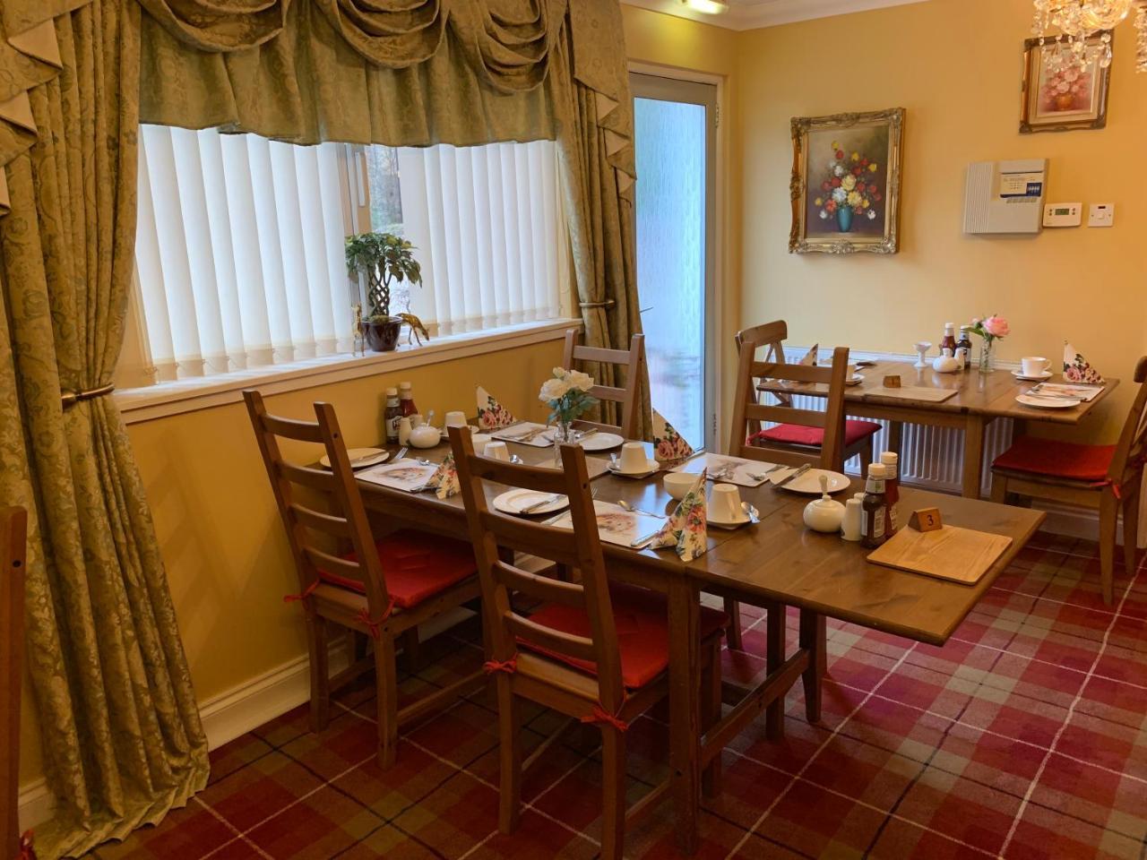 Westcourt Bed & Breakfast Fort William Exterior foto